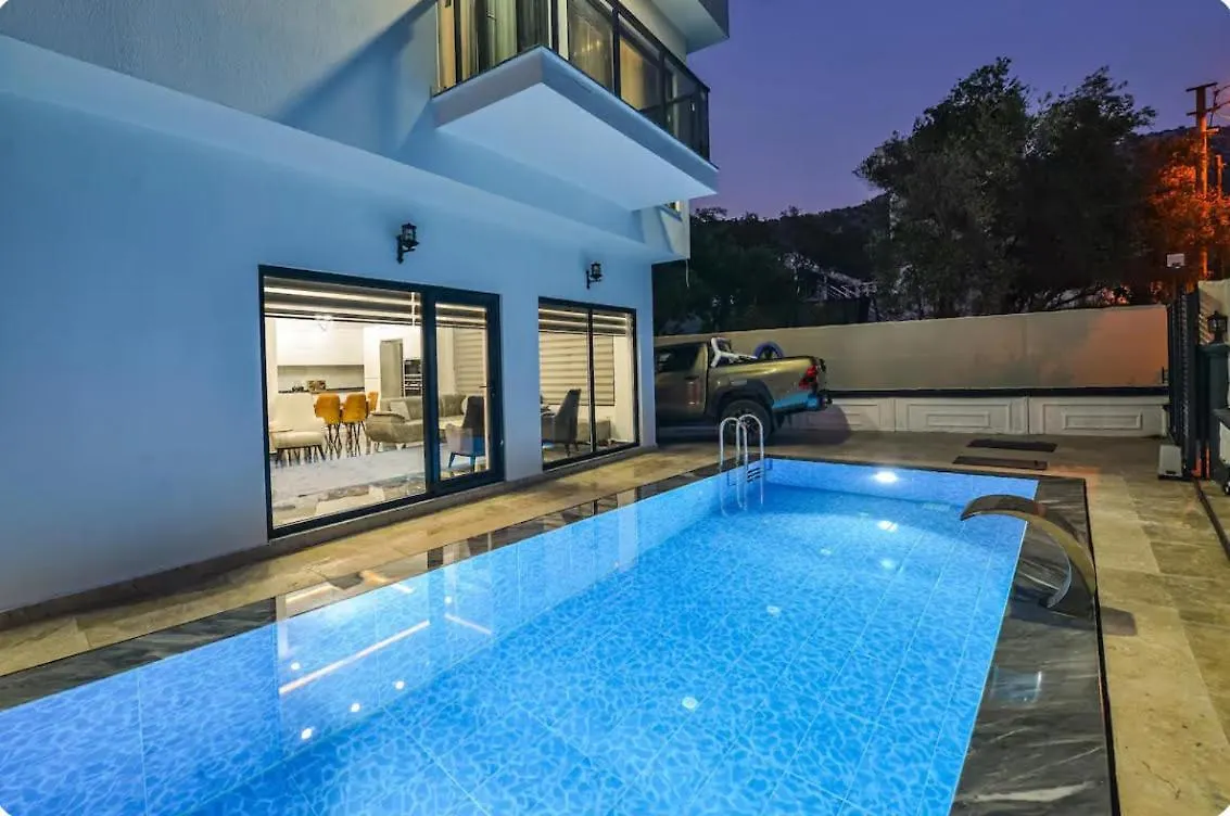 Luxury Villa With Pool Даламан Турция